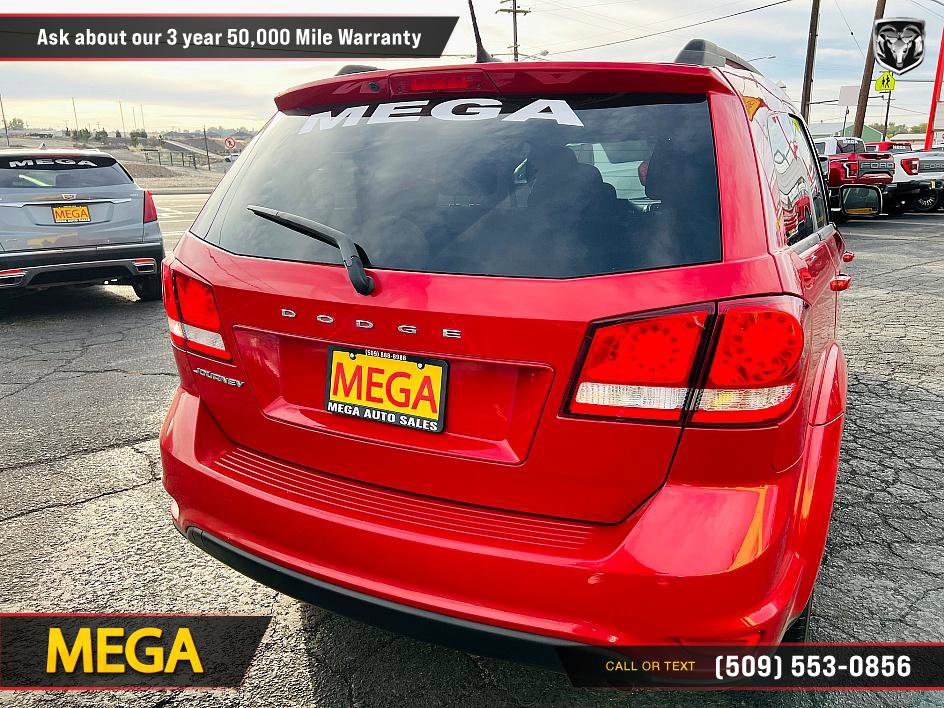 Used 2018 Dodge Journey SXT w/ Blacktop Package image 11