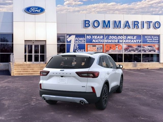 New 2025 Ford Escape SE FWD image 8