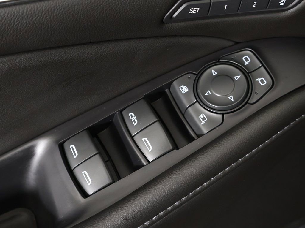 Used 2022 Buick Enclave Avenir w/ Avenir Technology Package image 48