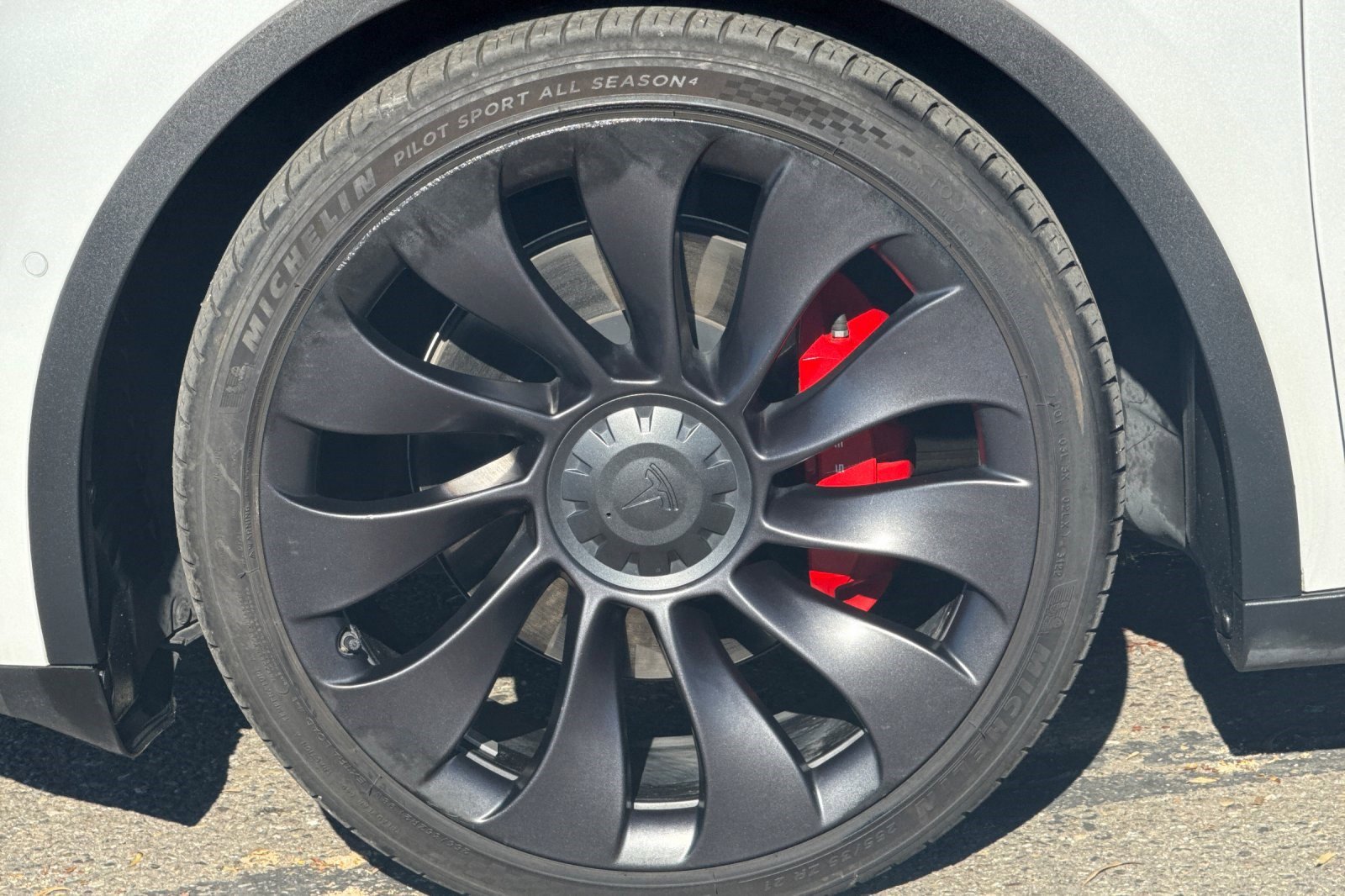 Used 2022 Tesla Model Y Performance image 33