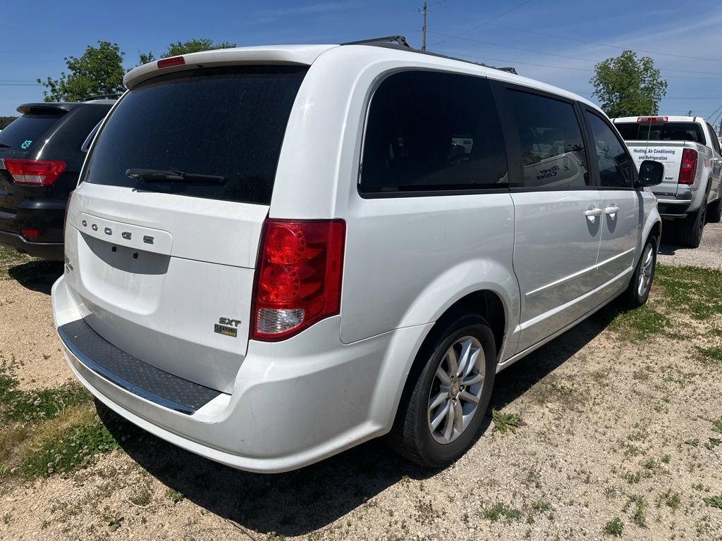 Used 2016 Dodge Grand Caravan SXT FWD image 8