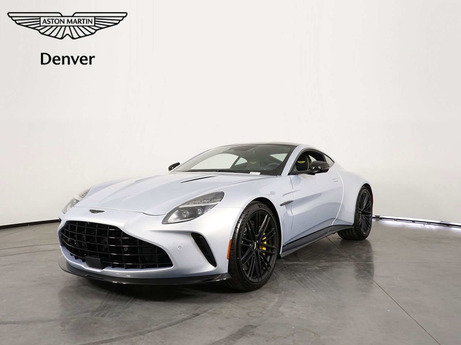 New 2026 Aston Martin V8 Vantage Coupe RWD image 1