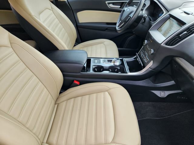 Used 2019 Ford Edge SEL w/ Equipment Group 201A FWD image 14