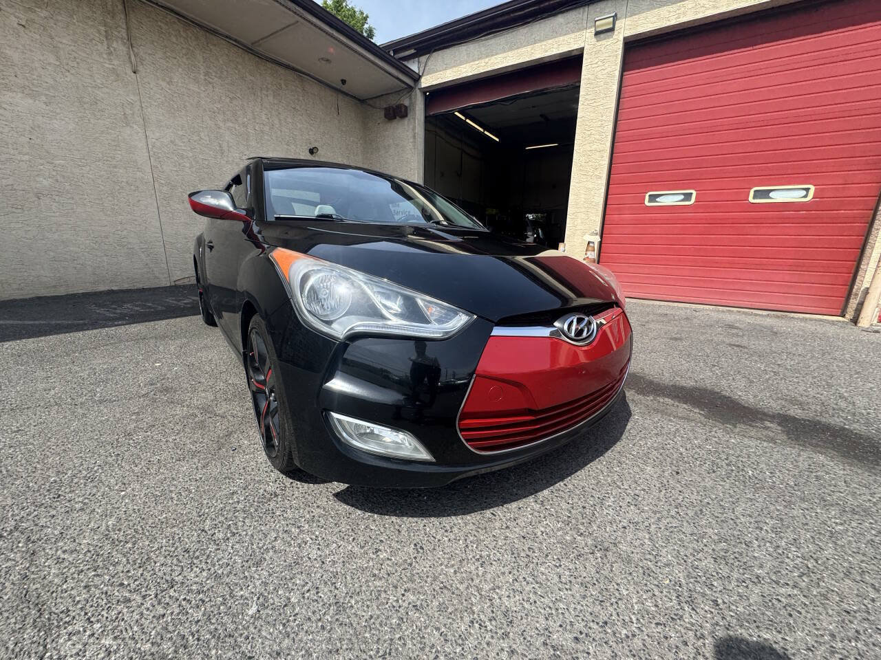 Used 2013 Hyundai Veloster w/ Style Pkg FWD image 11