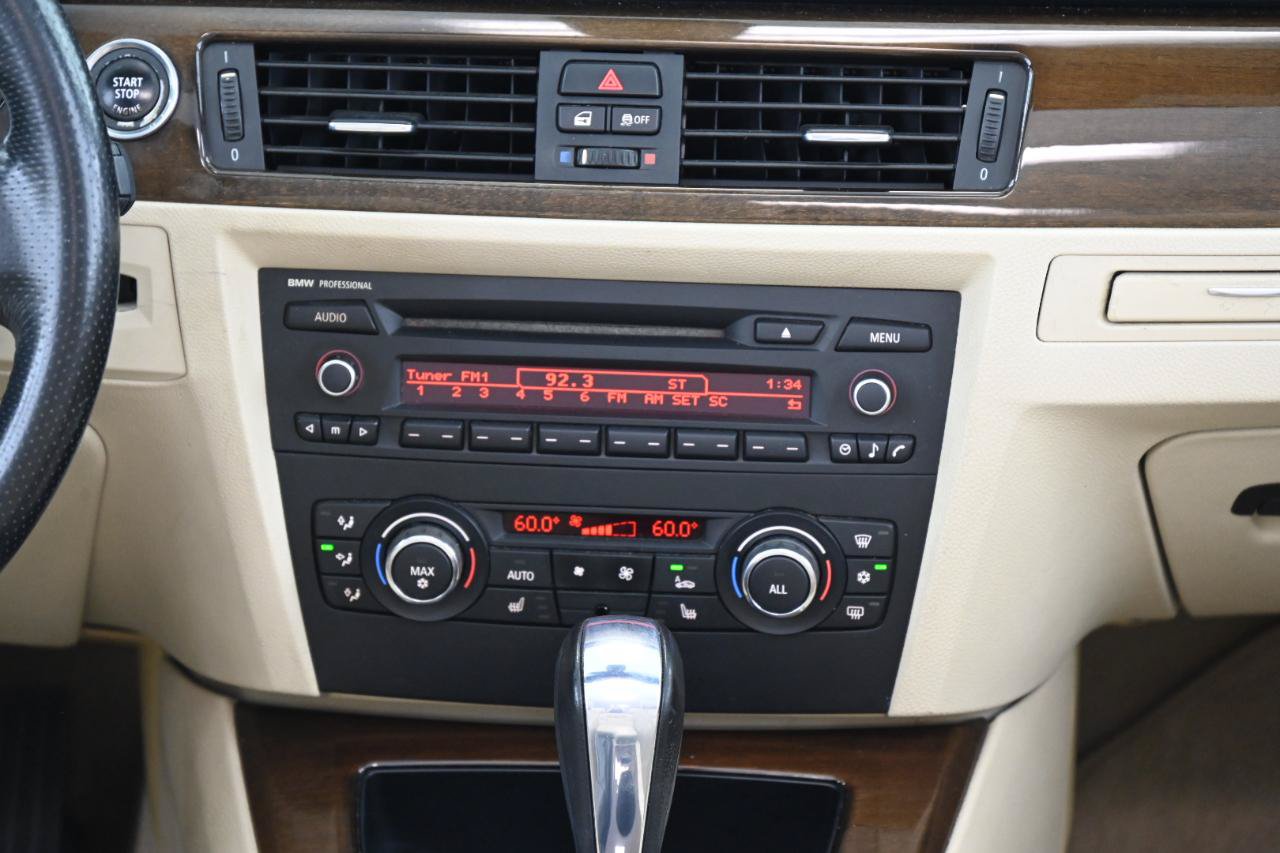 Used 2012 BMW 328i Convertible RWD image 29