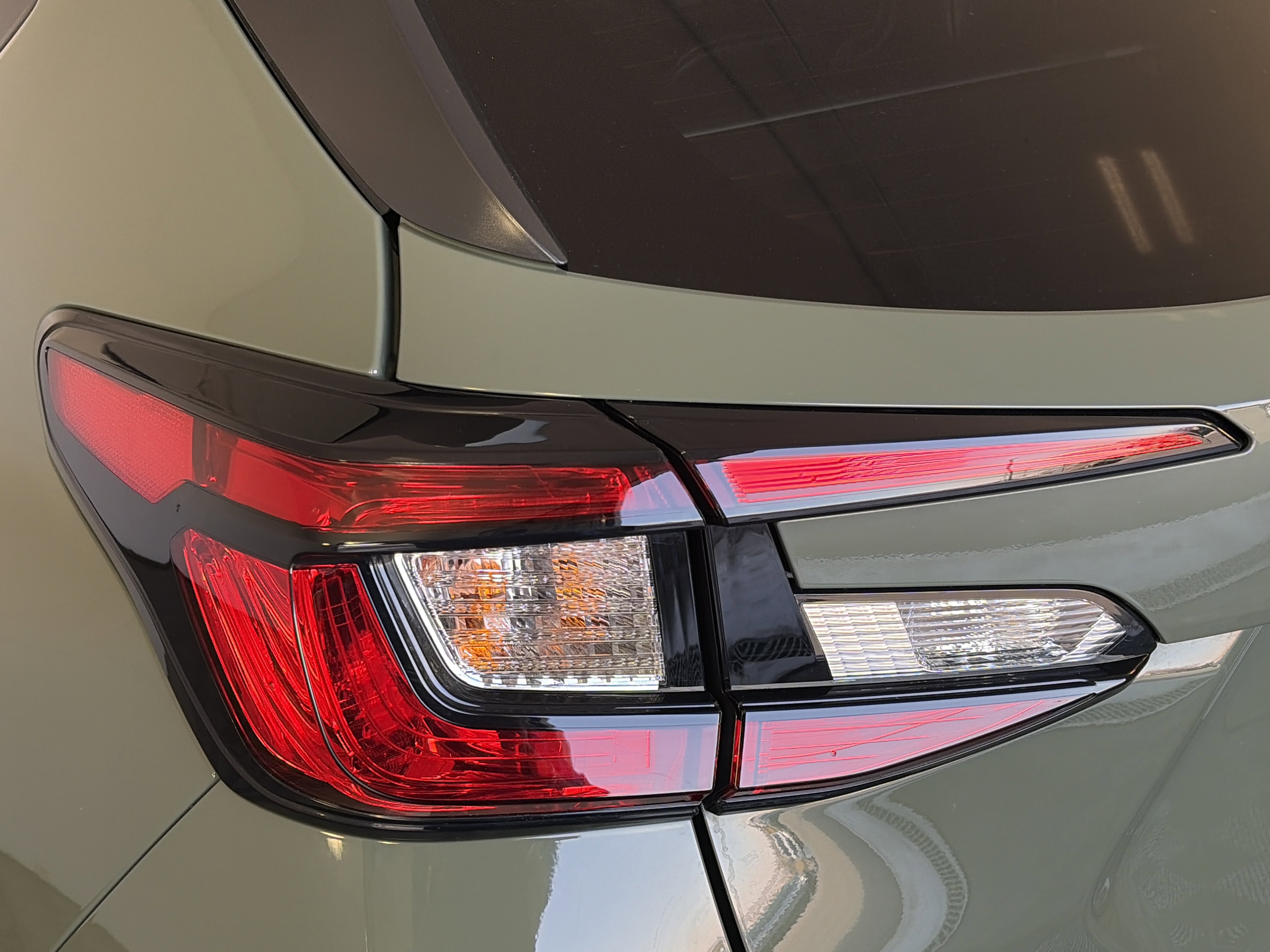 Used 2025 Subaru Crosstrek 2.5i Limited w/ Popular Package #3A image 25