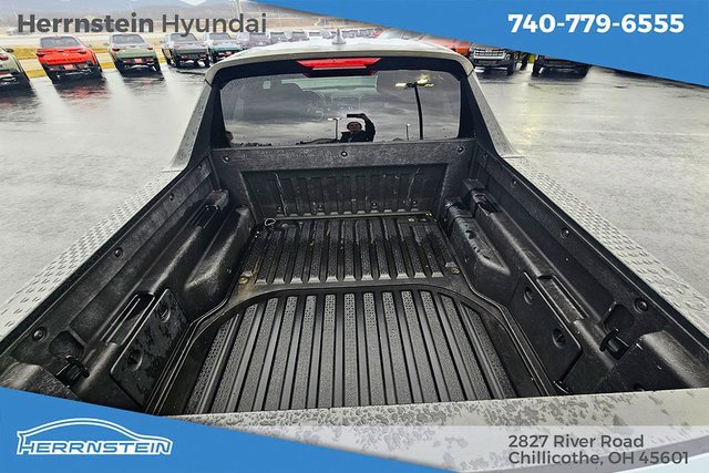 Used 2022 Hyundai Santa Cruz SEL w/ Cargo Package image 17