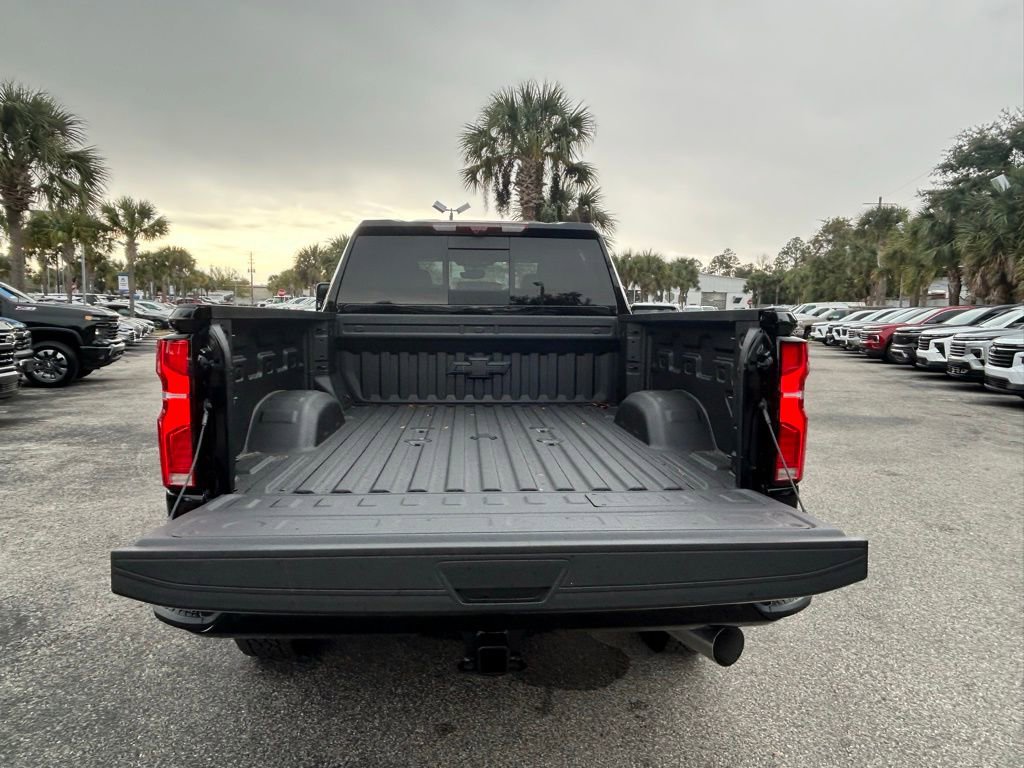 New 2026 Chevrolet Silverado 3500 High Country w/ Technology Package image 11
