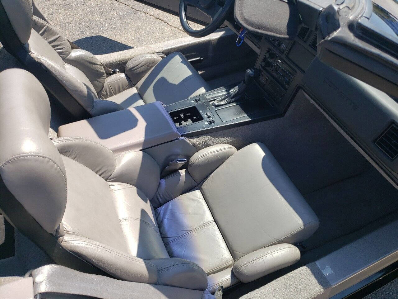 Used 1989 Chevrolet Corvette Convertible image 28