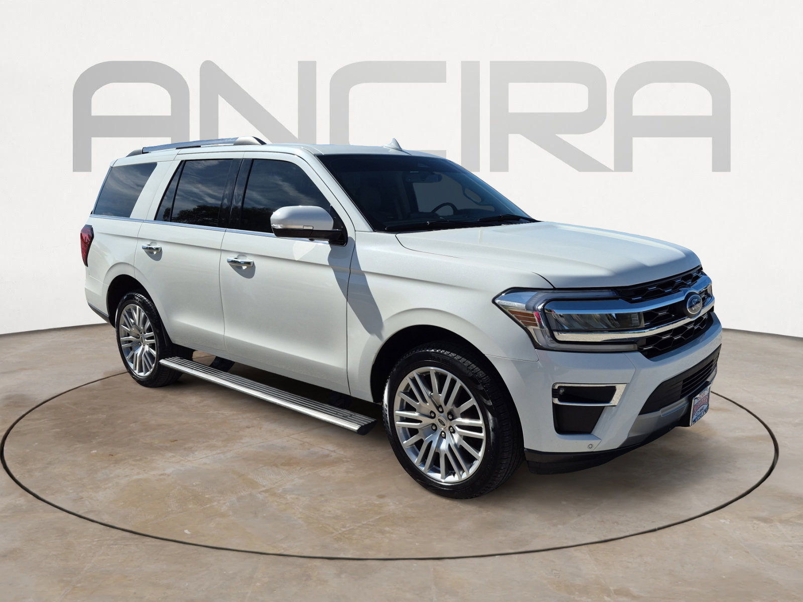 Used 2024 Ford Expedition Limited image 5