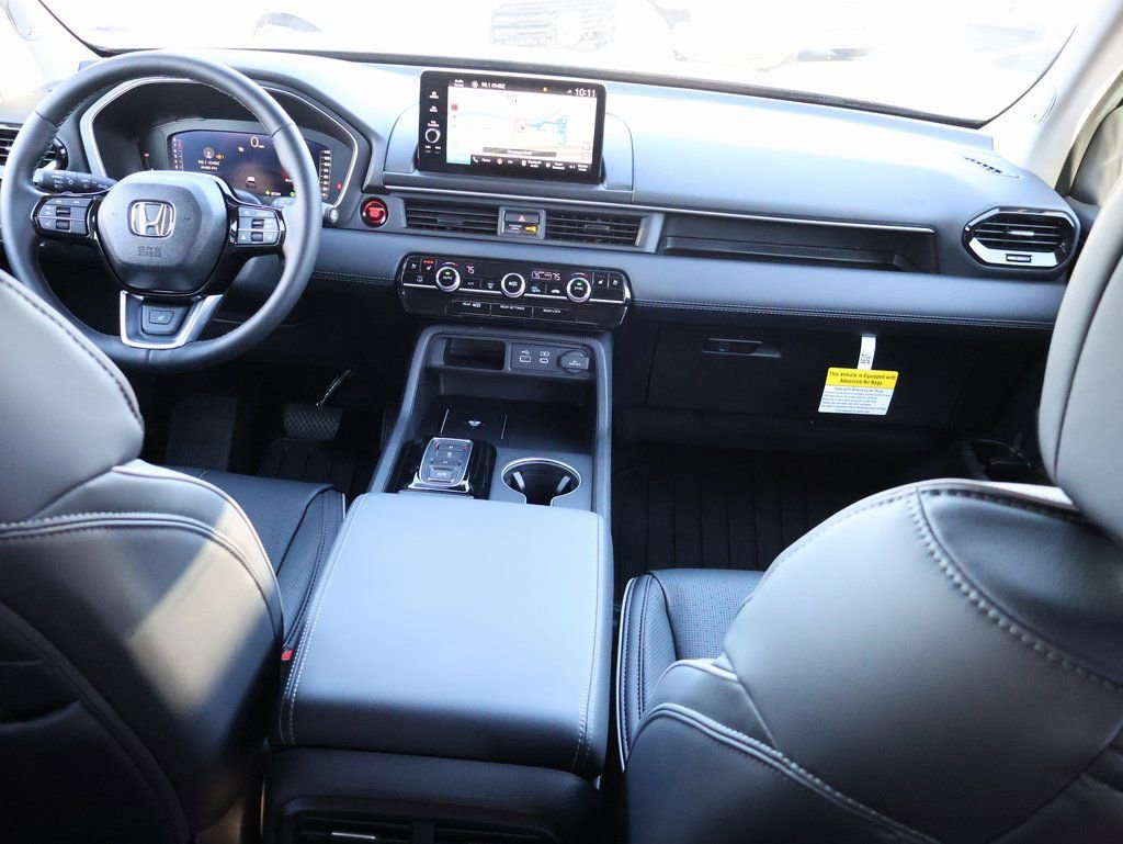 Certified 2025 Honda Pilot Elite image 13