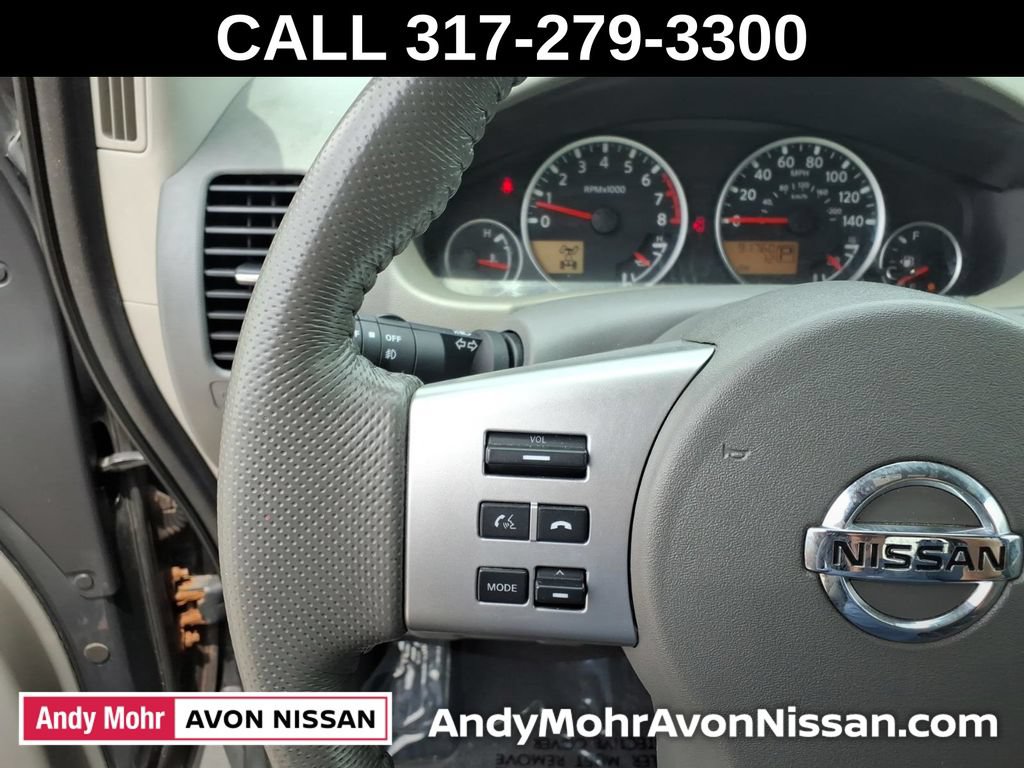Used 2013 Nissan Frontier SL w/ Moonroof Pkg AWD/4WD image 22