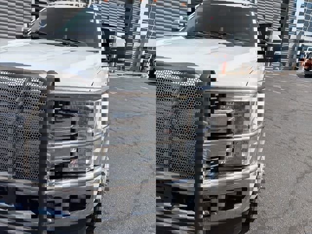 Used 2019 Ford F450 Lariat w/ Lariat Value Package image 18
