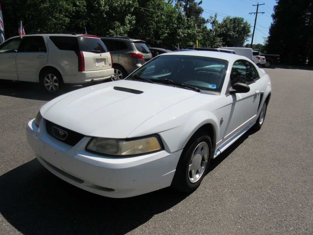 Used 1999 Ford Mustang Coupe