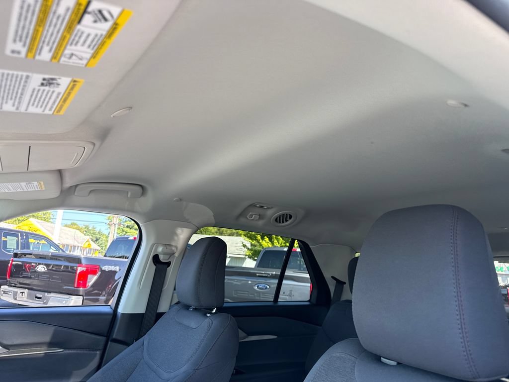 Used 2026 Ford Explorer Active RWD image 26