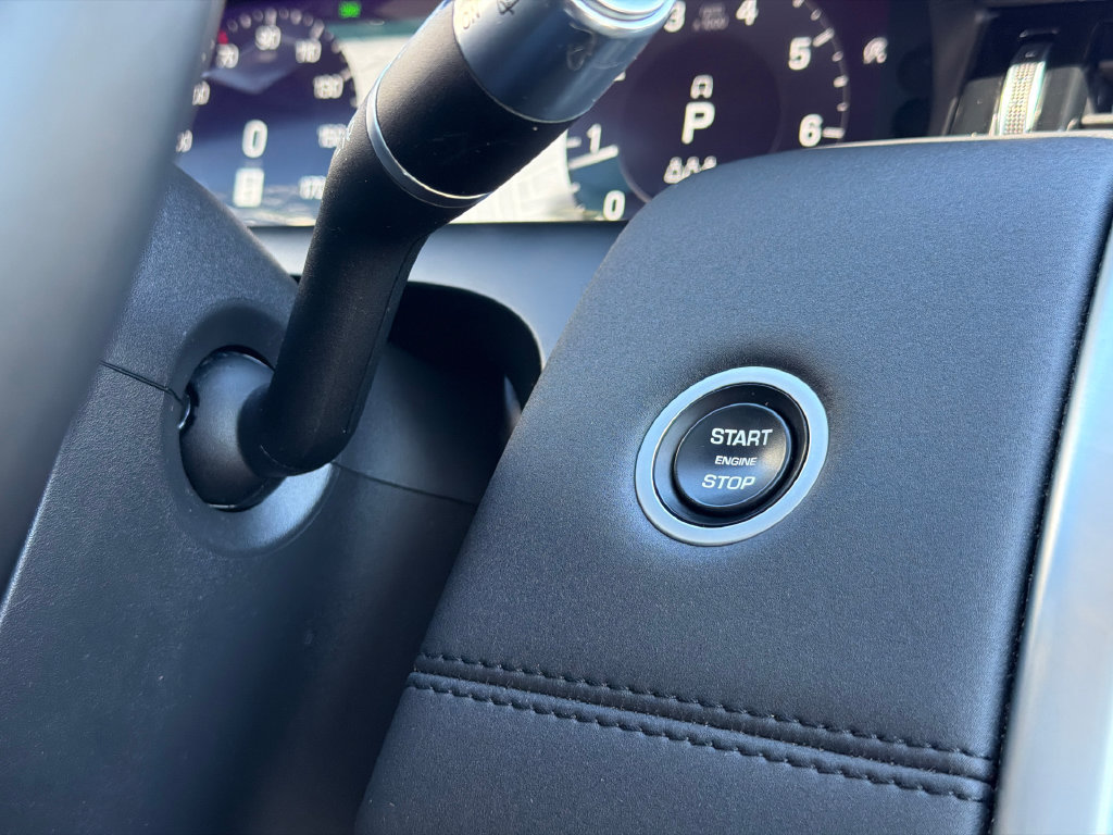 Used 2022 Land Rover Discovery Sport SE AWD/4WD image 30