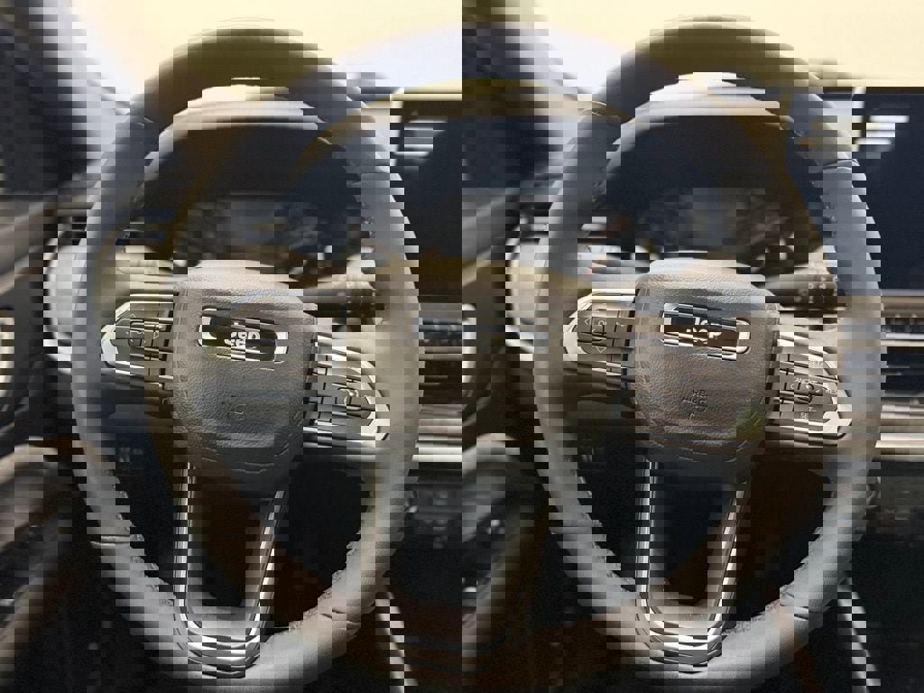 Used 2023 Jeep Compass Latitude w/ Sun and Sound Group image 11