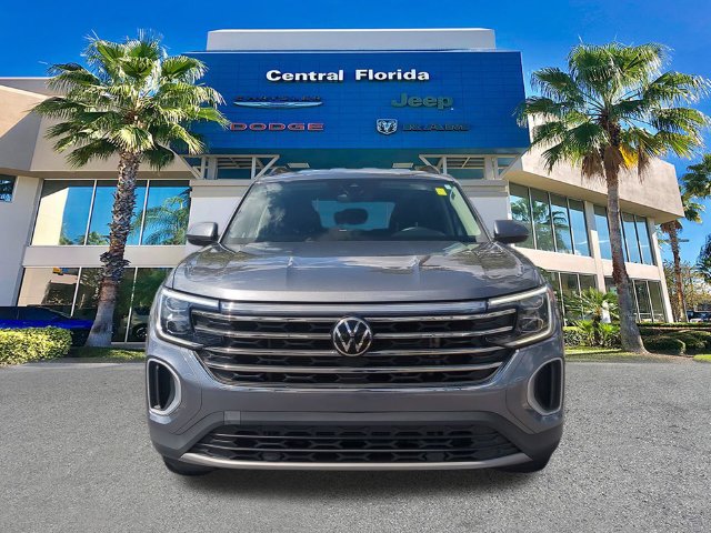 Used 2024 Volkswagen Atlas SE FWD image 3