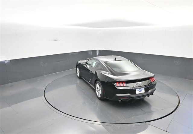 New 2026 Ford Mustang Coupe image 21