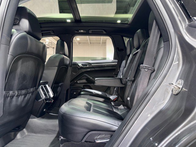 Used 2012 Porsche Cayenne S w/ Premium Pkg Plus image 57