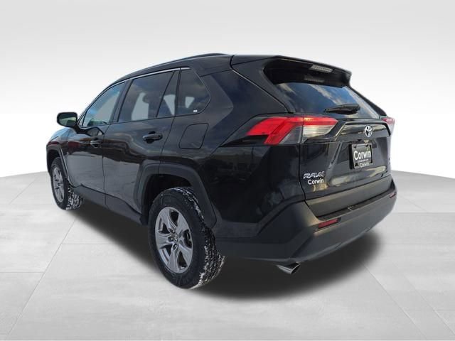 Used 2023 Toyota RAV4 XLE image 9