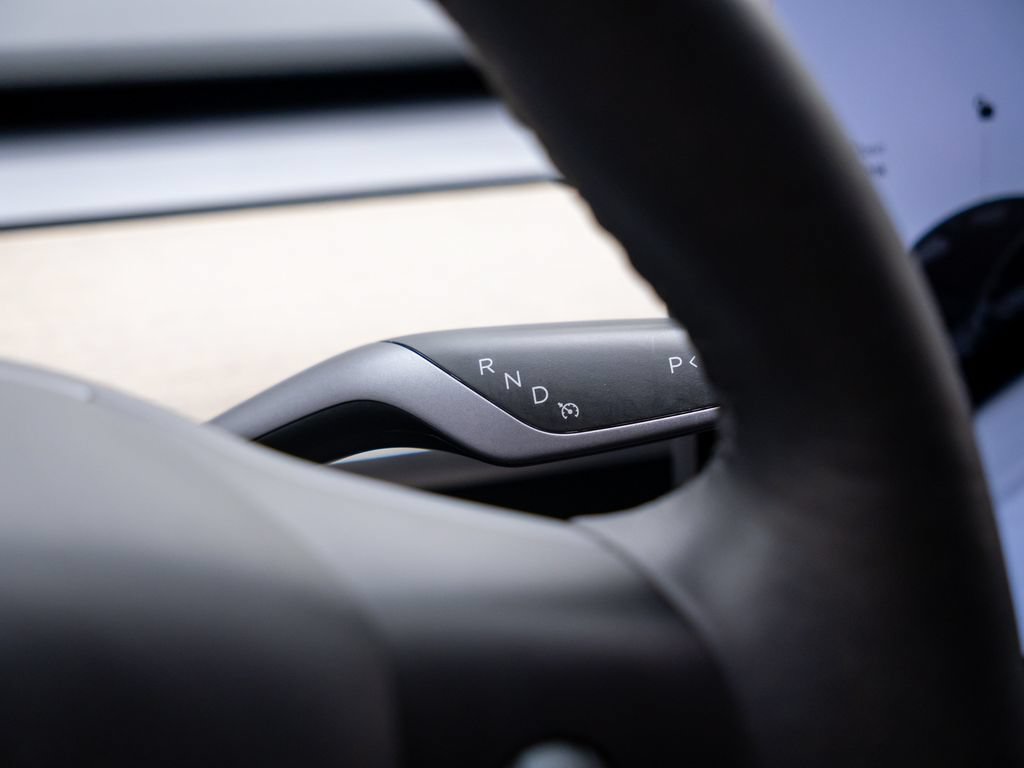 Used 2023 Tesla Model Y Long Range AWD/4WD image 21
