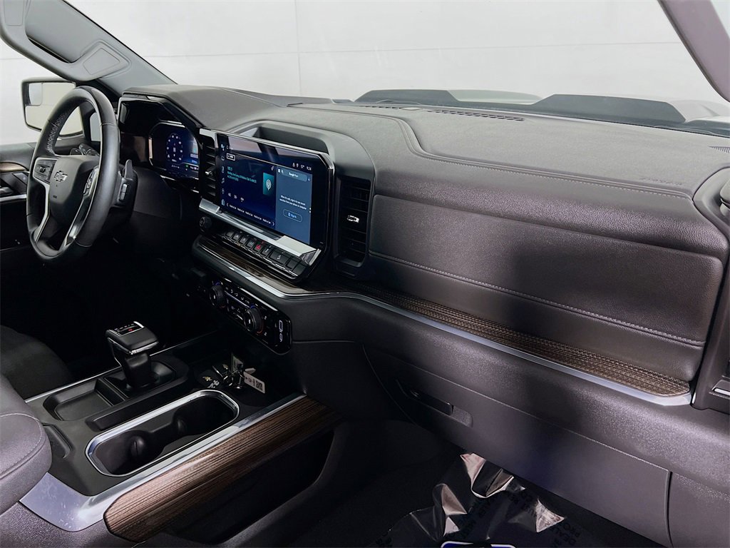 Used 2024 Chevrolet Silverado 1500 LT Trail Boss w/ Protection Package image 25