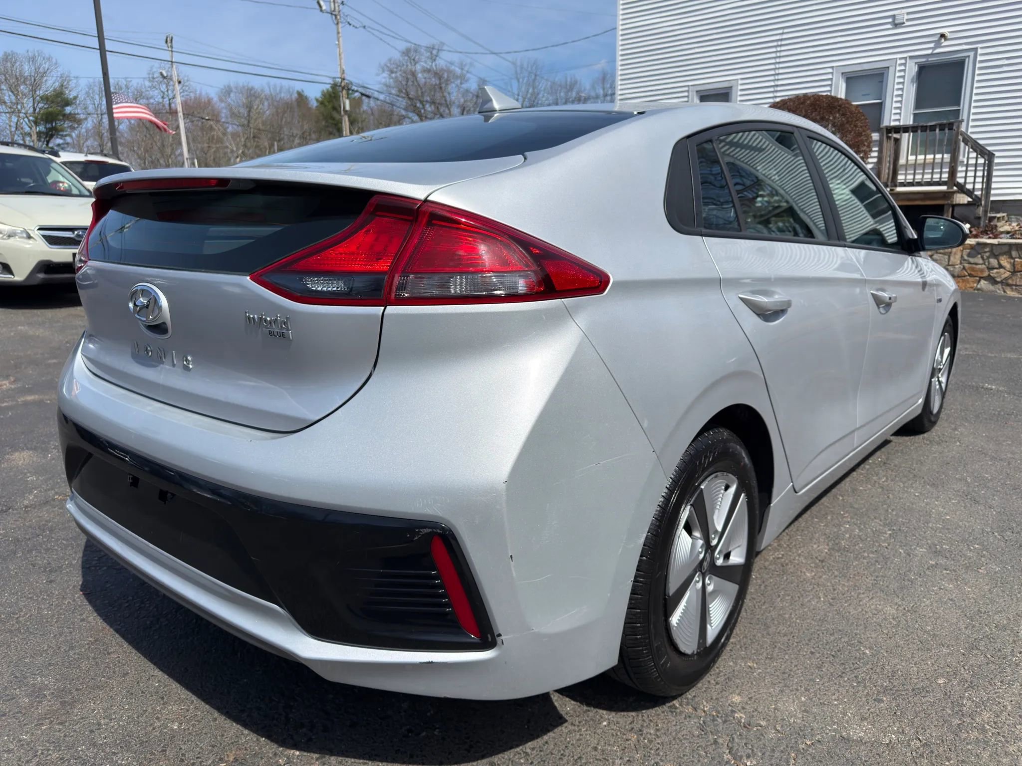 Used 2017 Hyundai Ioniq Blue image 4