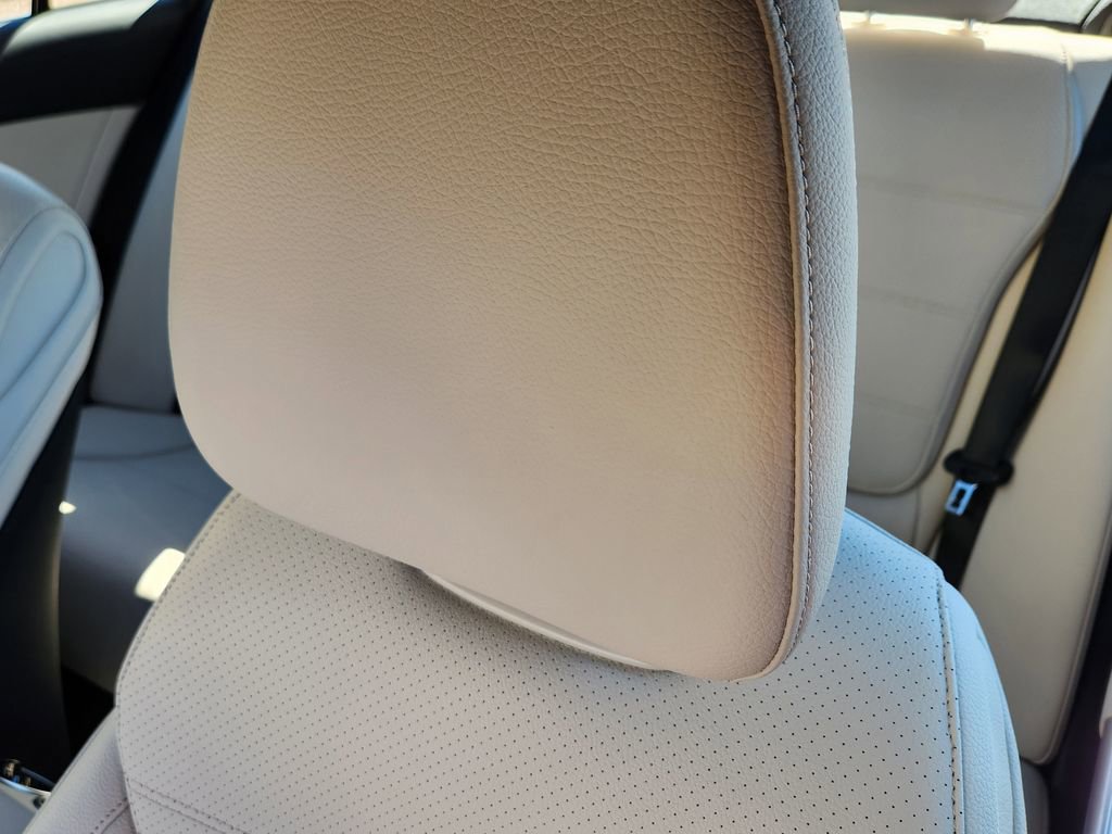 Used 2026 Mercedes-Benz C 300 4MATIC Sedan image 14