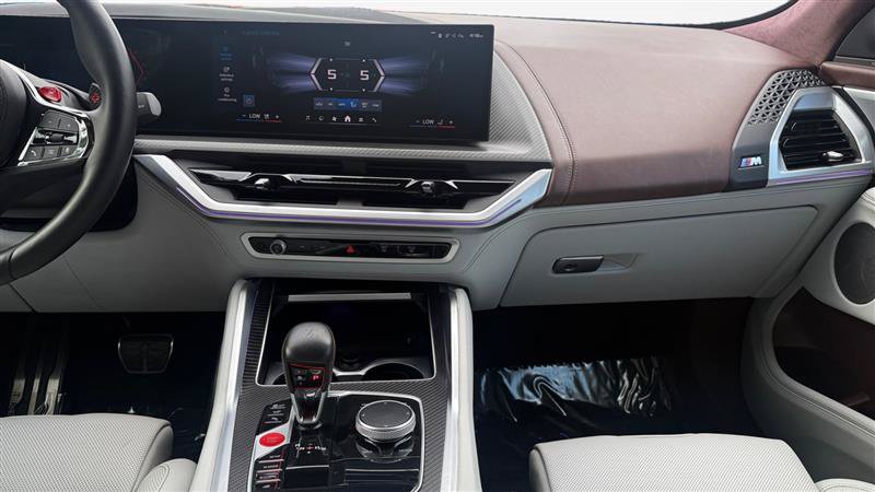 Used 2024 BMW XM AWD/4WD image 15