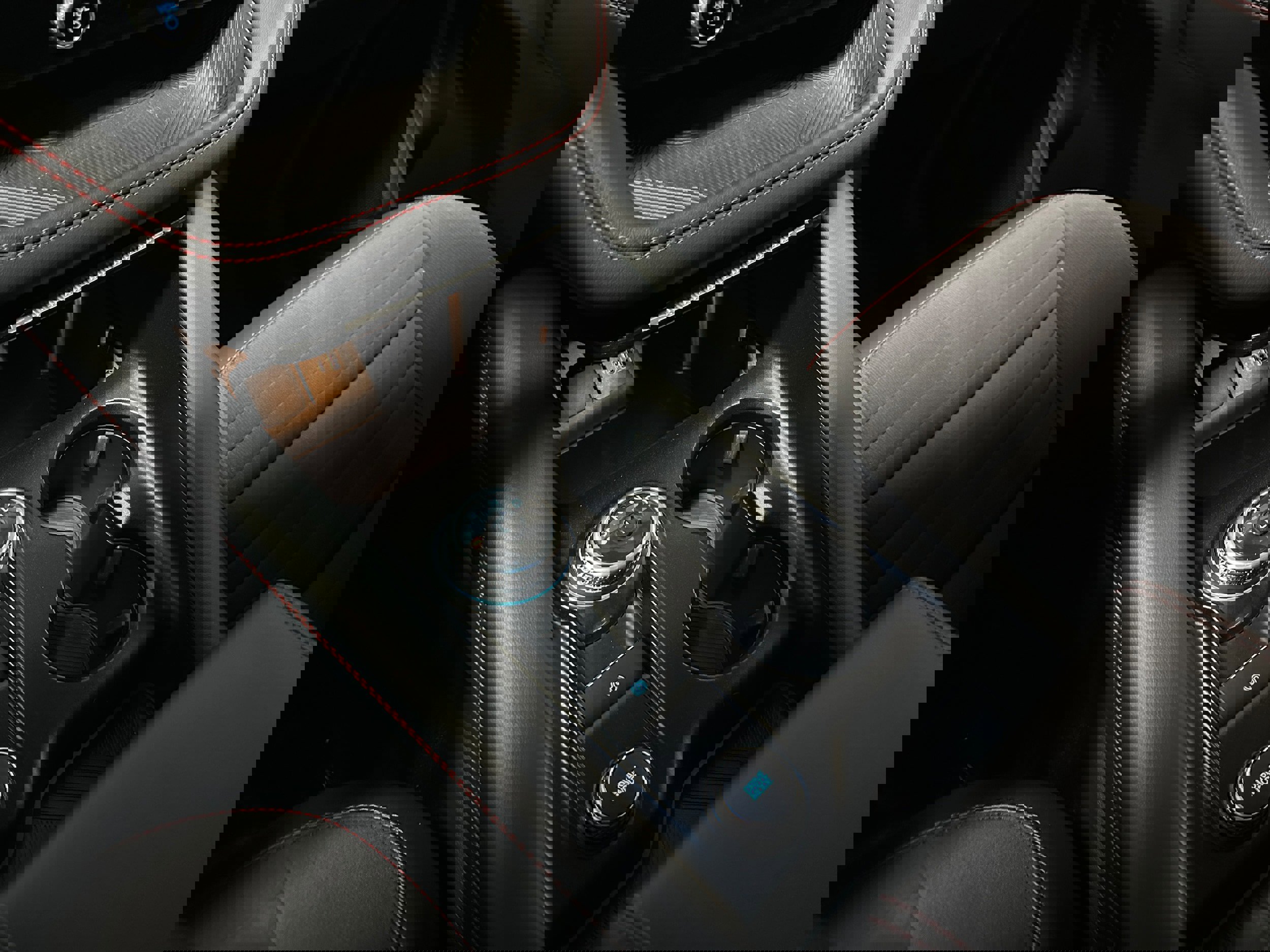 Certified 2025 Ford Explorer ST-Line image 23