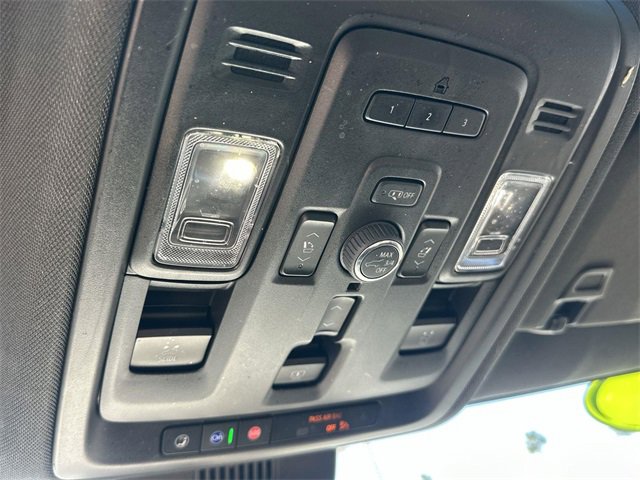 Used 2023 GMC Yukon XL AT4 w/ AT4 Premium Package image 43