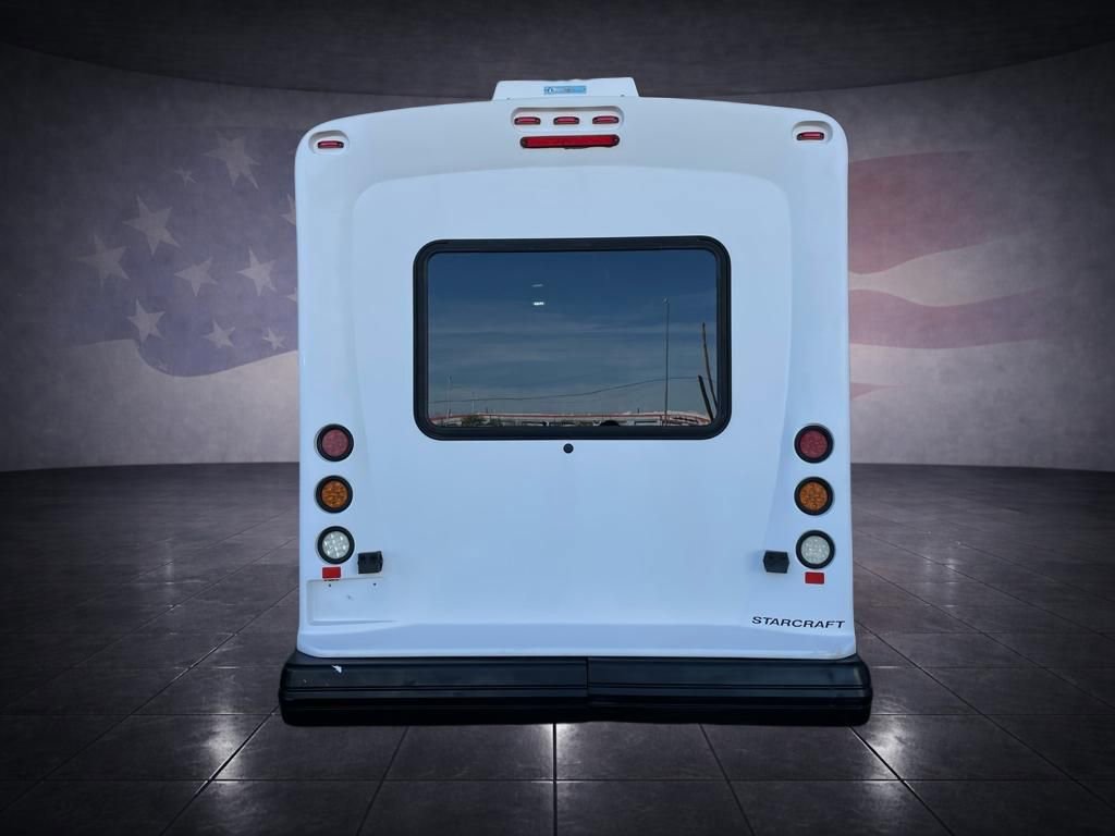 Used 2016 Ford E-350 and Econoline 350 Super Duty RWD image 4