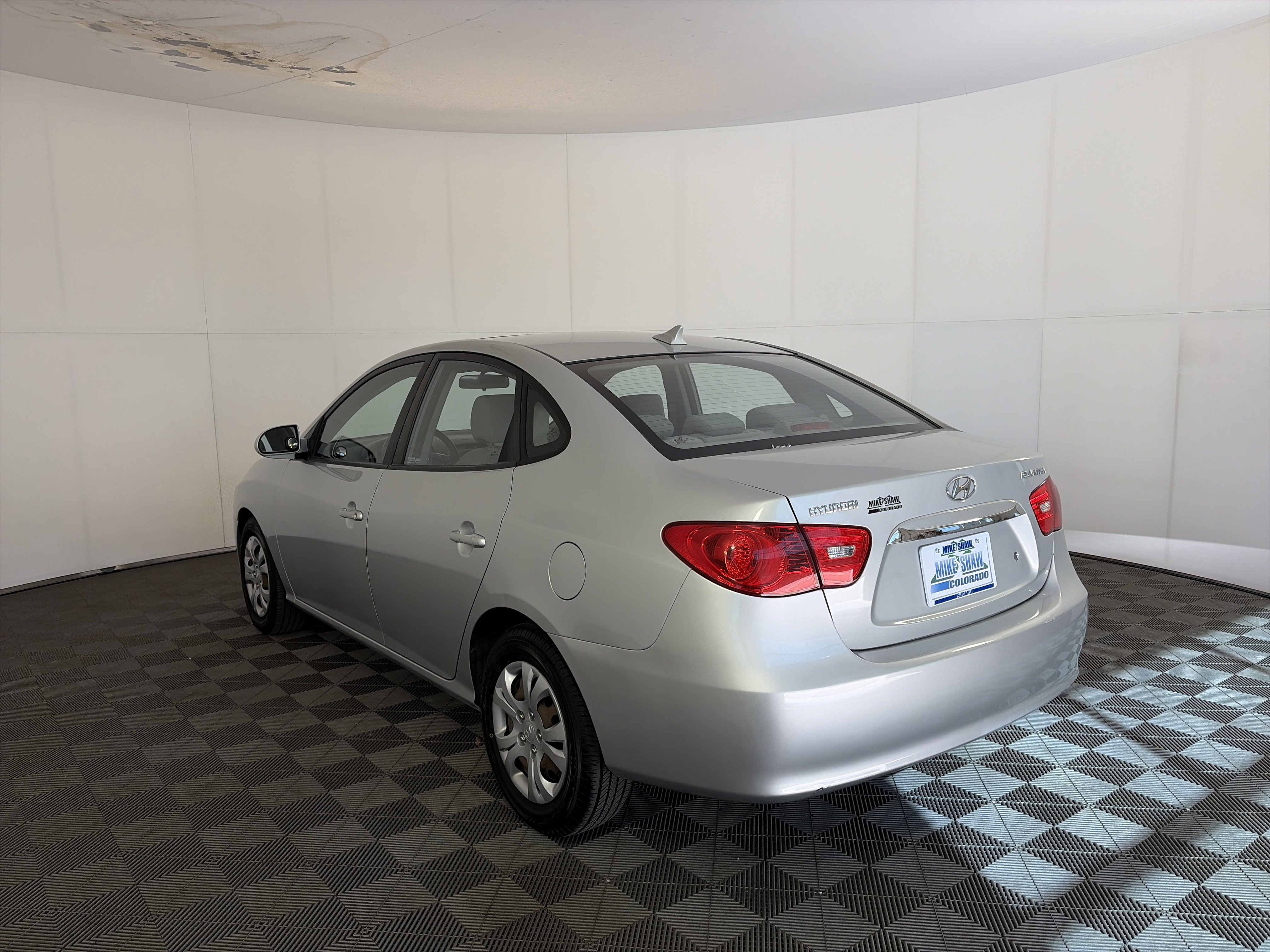 Used 2010 Hyundai Elantra GLS w/ Sunroof Pkg 3 image 7