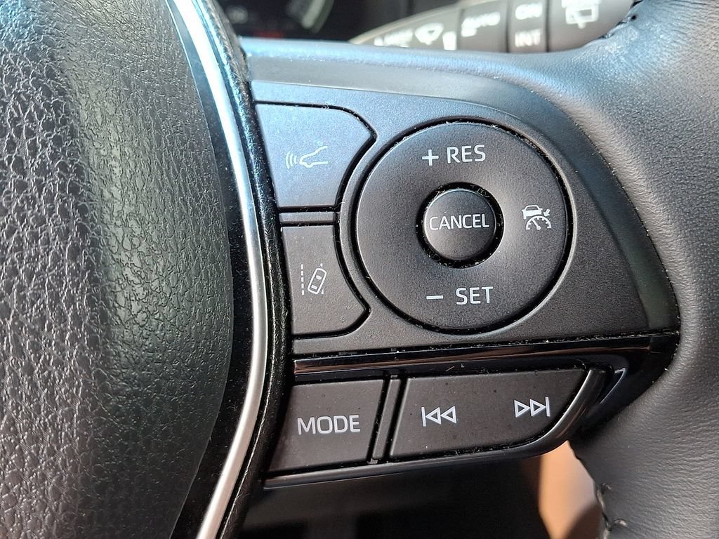Used 2024 Toyota Venza Limited AWD/4WD image 23
