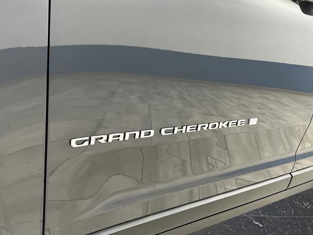 New 2025 Jeep Grand Cherokee L Limited w/ Trailer Tow Package image 37