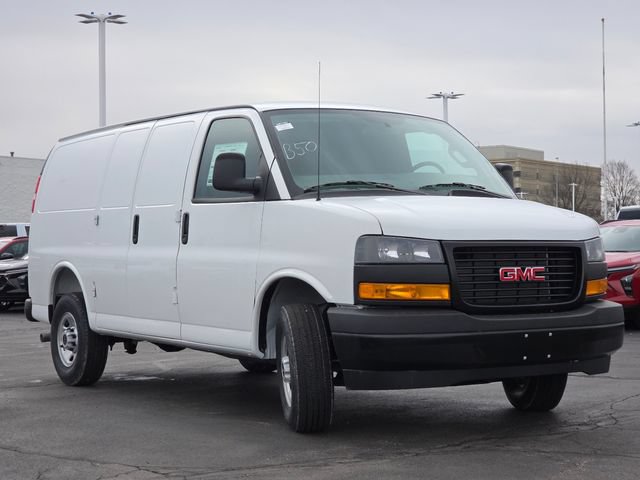 New 2026 GMC Savana 2500 w/ Enhanced Convenience Package RWD image 12