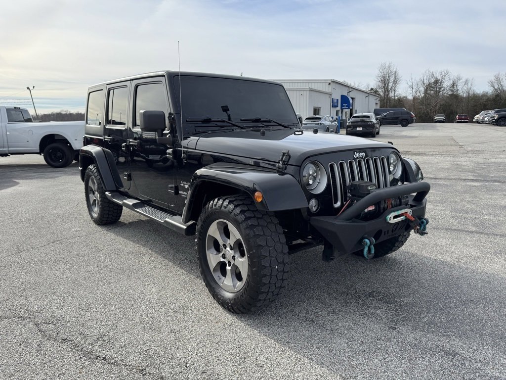 Used 2016 Jeep Wrangler Unlimited Sahara w/ Connectivity Group image 8