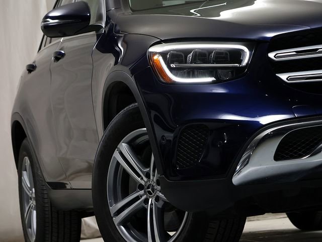 Certified 2022 Mercedes-Benz GLC 300 4MATIC image 4