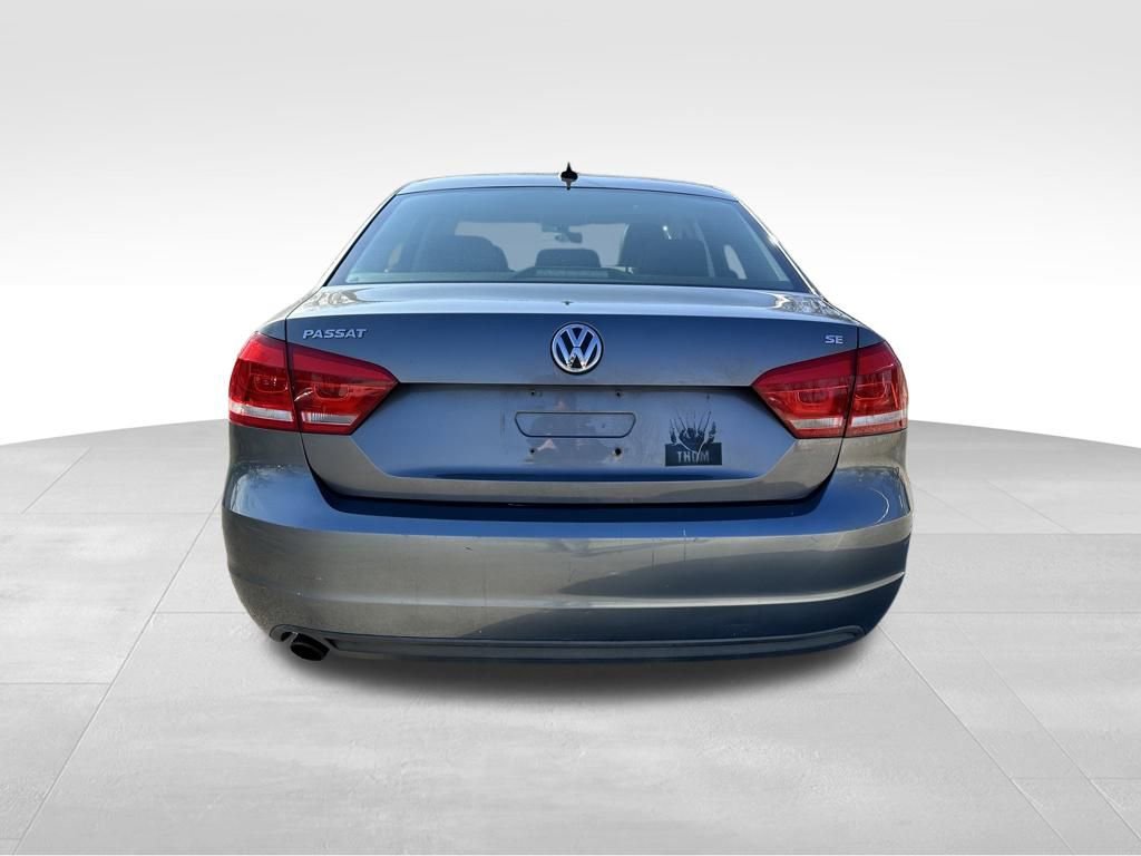 Used 2013 Volkswagen Passat 2.5 SE image 9