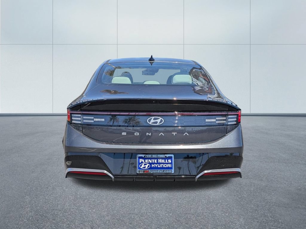 New 2026 Hyundai Sonata SEL FWD image 5