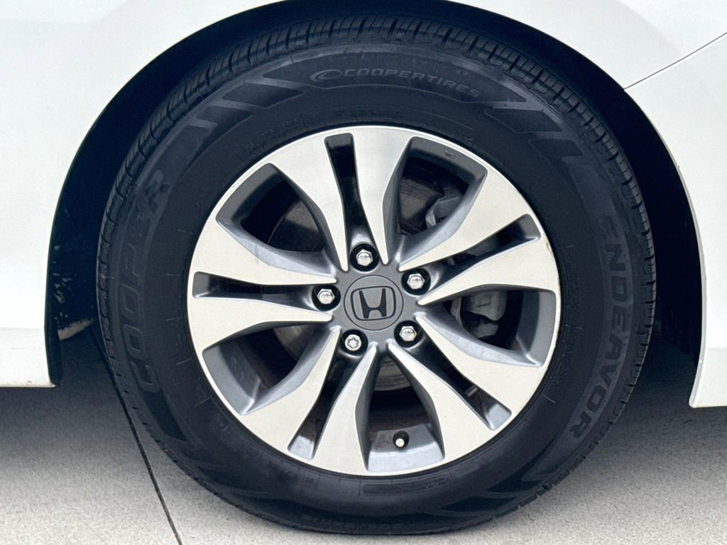 Used 2013 Honda Accord LX image 10
