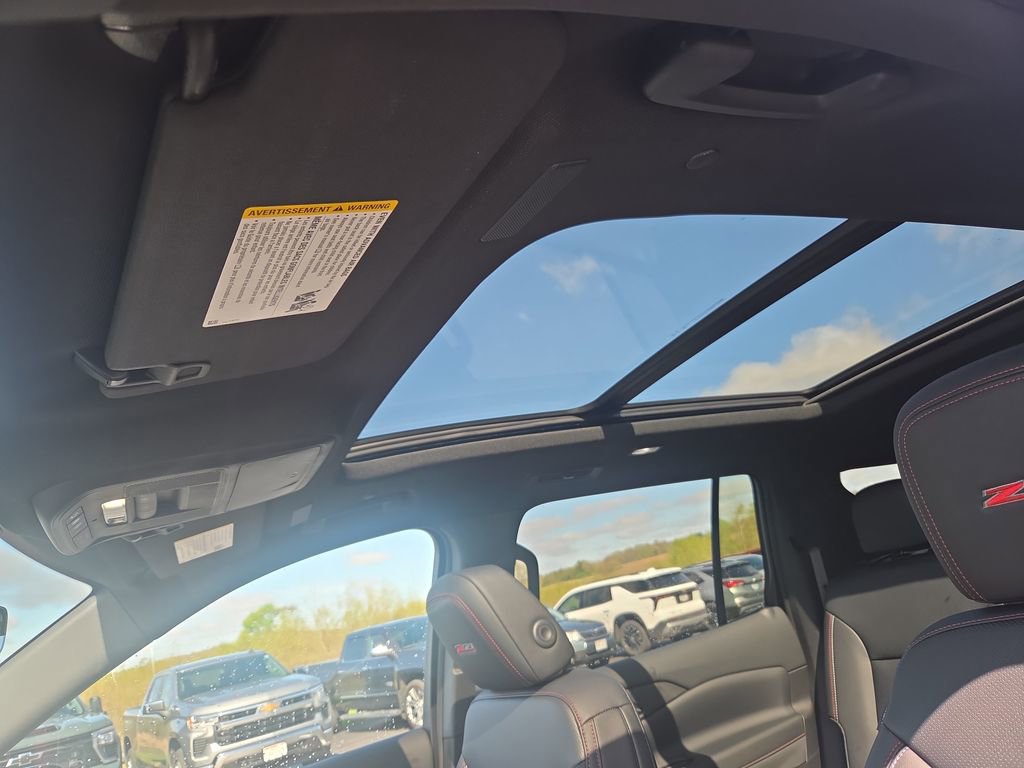 New 2026 Chevrolet Traverse Z71 AWD/4WD image 23