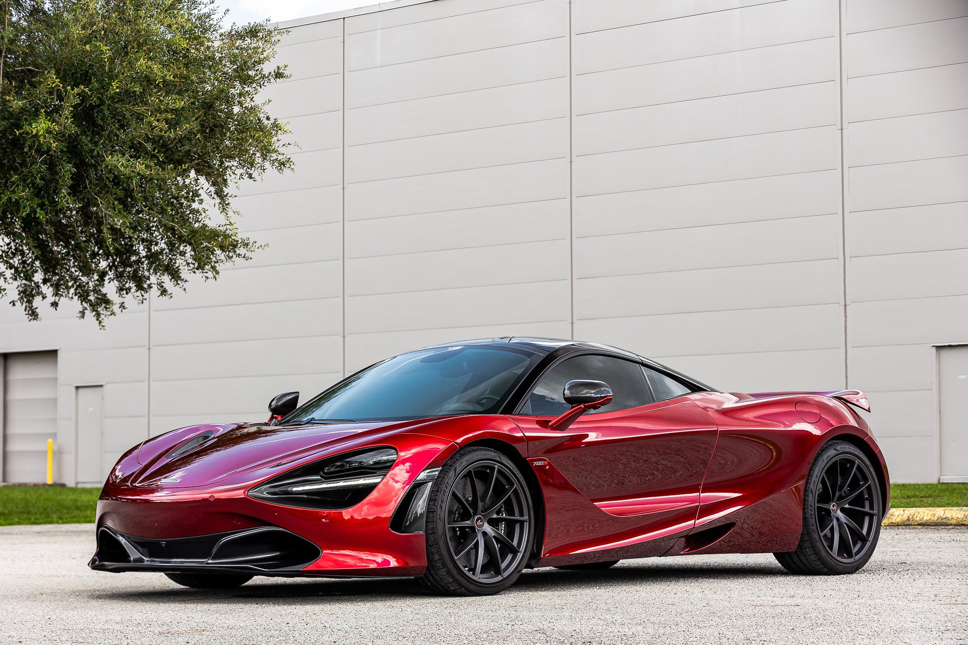 Used 2018 McLaren 720S Luxury RWD image 32