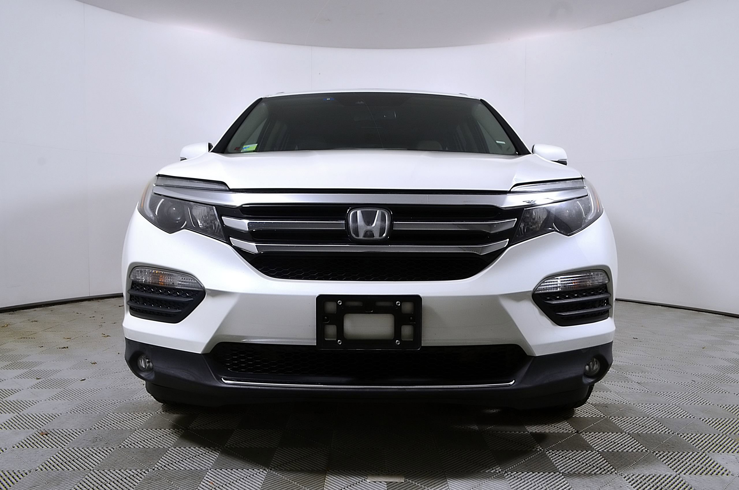 Used 2016 Honda Pilot Touring image 5