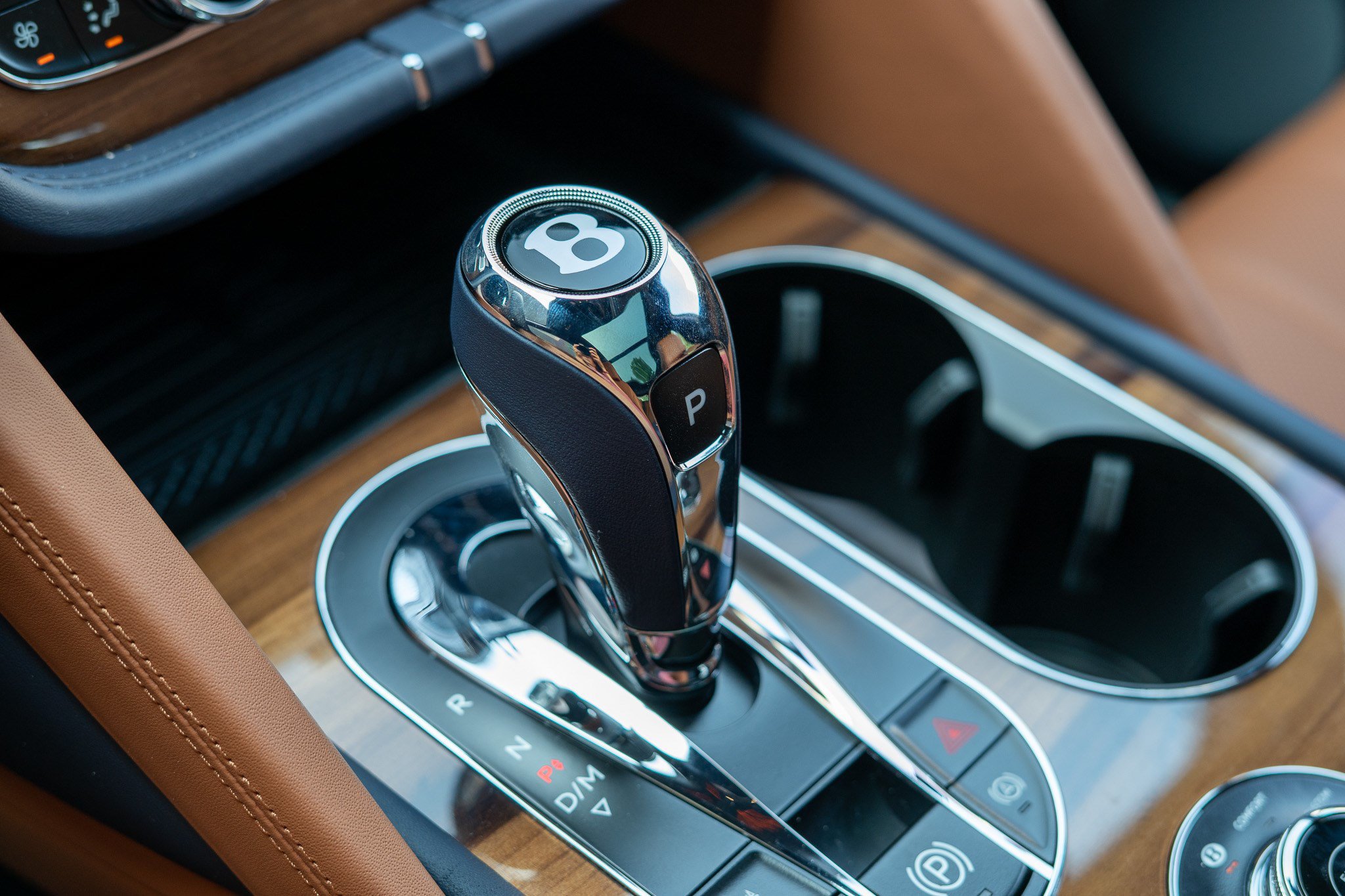 New 2026 Bentley Bentayga AWD/4WD image 18