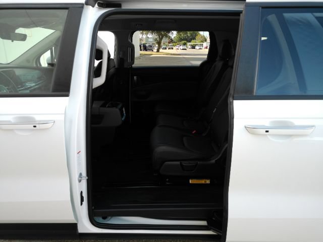 Used 2026 Kia Carnival LXS FWD image 18
