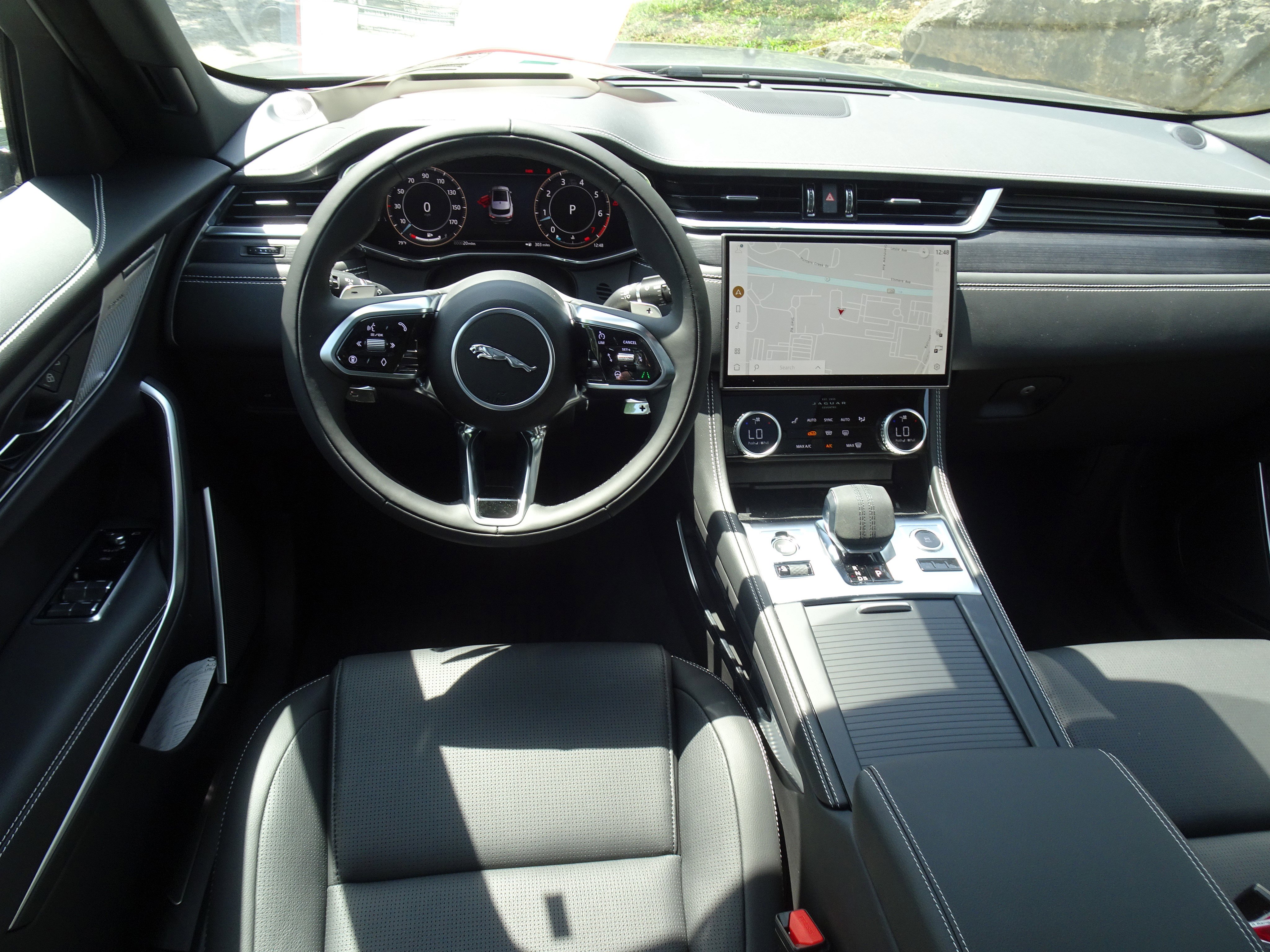 New 2026 Jaguar F-PACE R-Dynamic S image 21