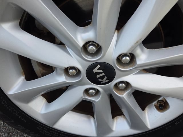 Used 2015 Kia Forte LX FWD image 16