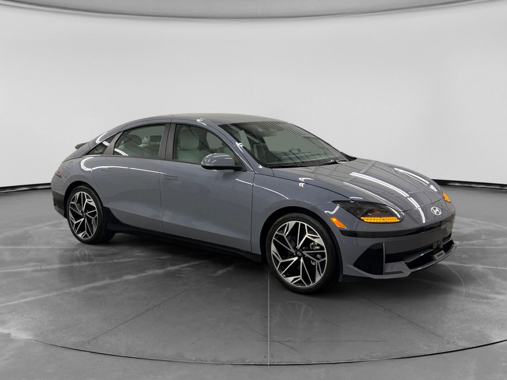 Used 2025 Hyundai Ioniq 6 SEL RWD image 4
